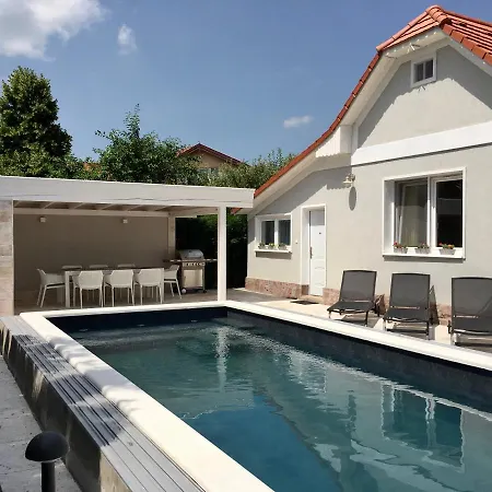 Vento Balaton Tatil Evi Alsóörs